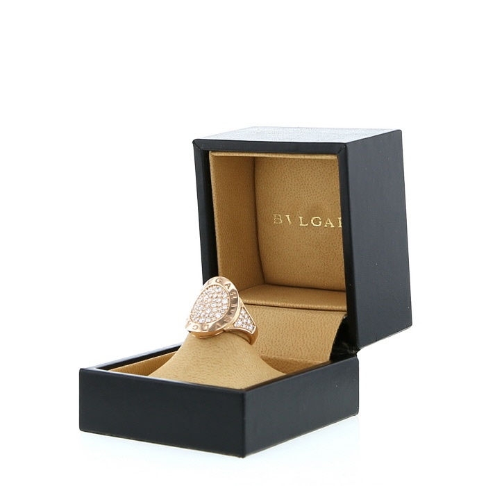 Bulgari ring in pink gold and diamonds - Detail D2