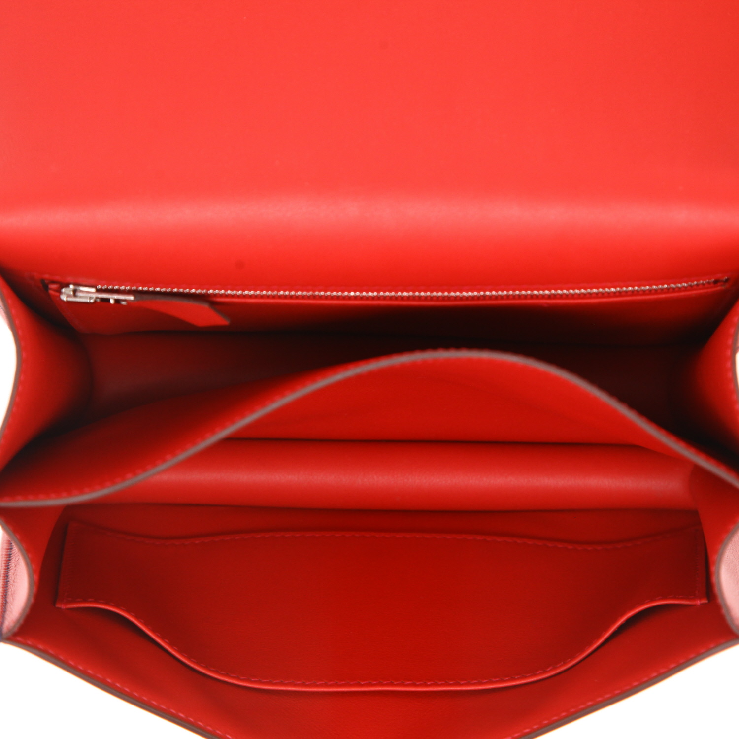 Sac bandoulière Hermès  Constance grand modèle  en cuir Swift rouge - Detail D4