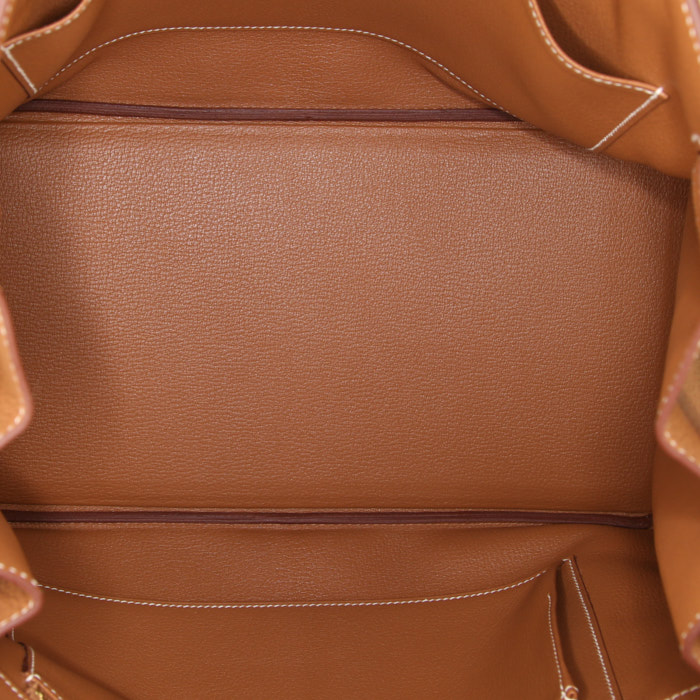 Bolso de mano Hermes Birkin 35 cm en cuero togo color oro - Detail D2