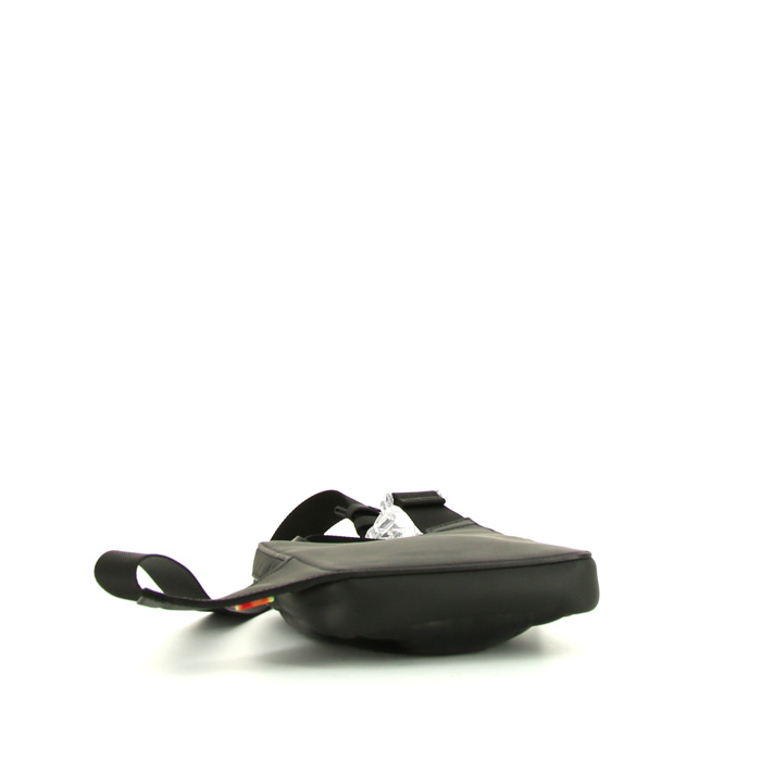 Borsa a tracolla Louis Vuitton Louis Vuitton Editions Limitées Sling Bag in pelle trapuntata nera - Detail D4