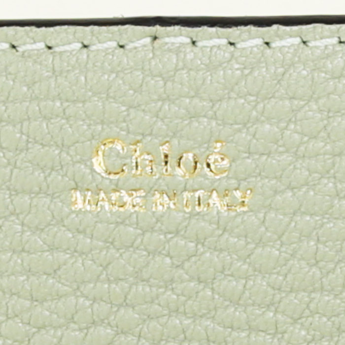Sac bandoulière Chloé Drew en cuir grainé vert Amande - Detail D3