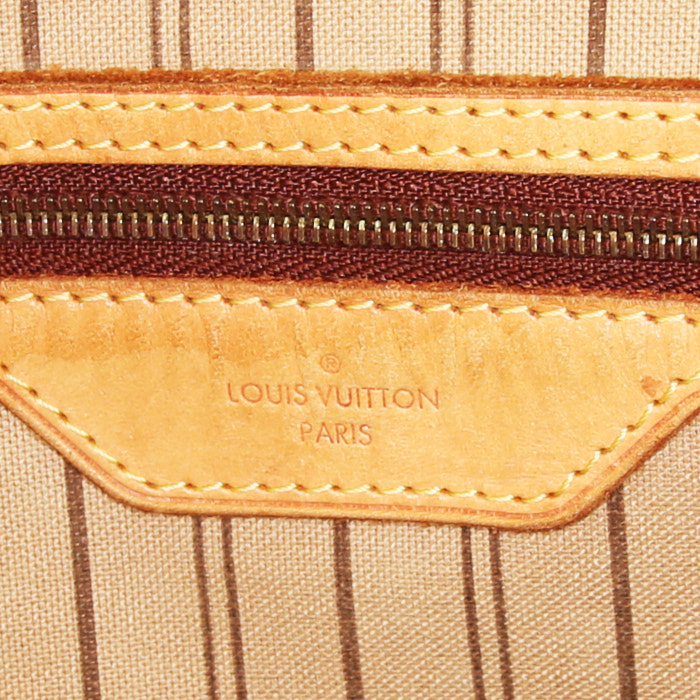 Louis Vuitton Delightful bag worn on the shoulder or carried in the hand in brown monogram canvas and natural leather - Detail D3