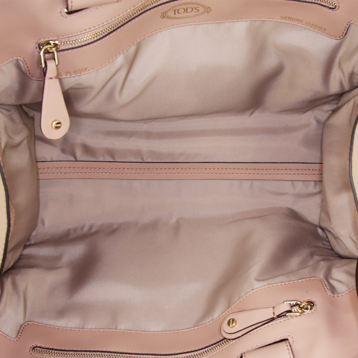 Tod's handbag in pink leather - Detail D2