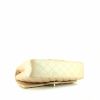 Bolso de mano Chanel  Timeless Classic en cuero acolchado beige plateado - Detail D5 thumbnail