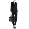 Bolso Cabás Chanel  Biarritz en cuero acolchado negro y lona negra - Detail D1 thumbnail