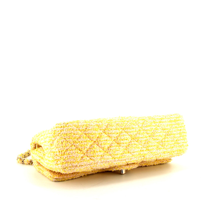 Chanel Timeless handbag in yellow quilted tweed - Detail D5