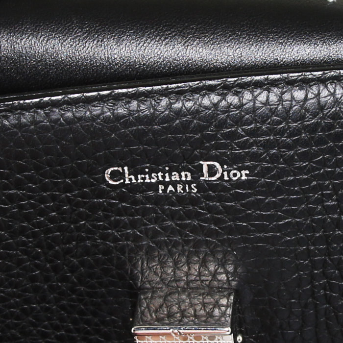 Sac à main Dior Diorever en cuir grainé noir - Detail D4