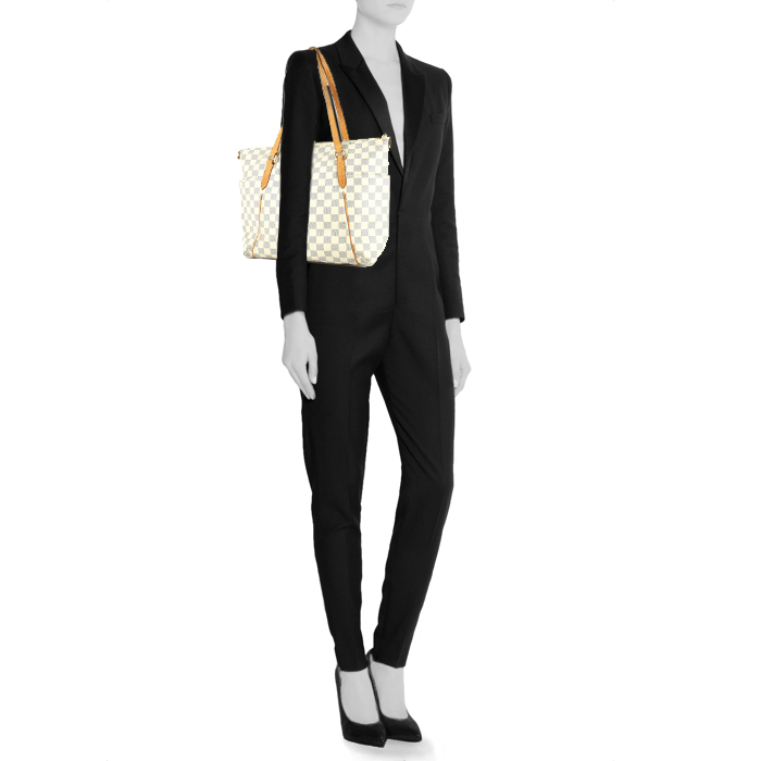 Bolso de mano Louis Vuitton Totally en lona a cuadros azul celeste y cuero natural - Detail D1