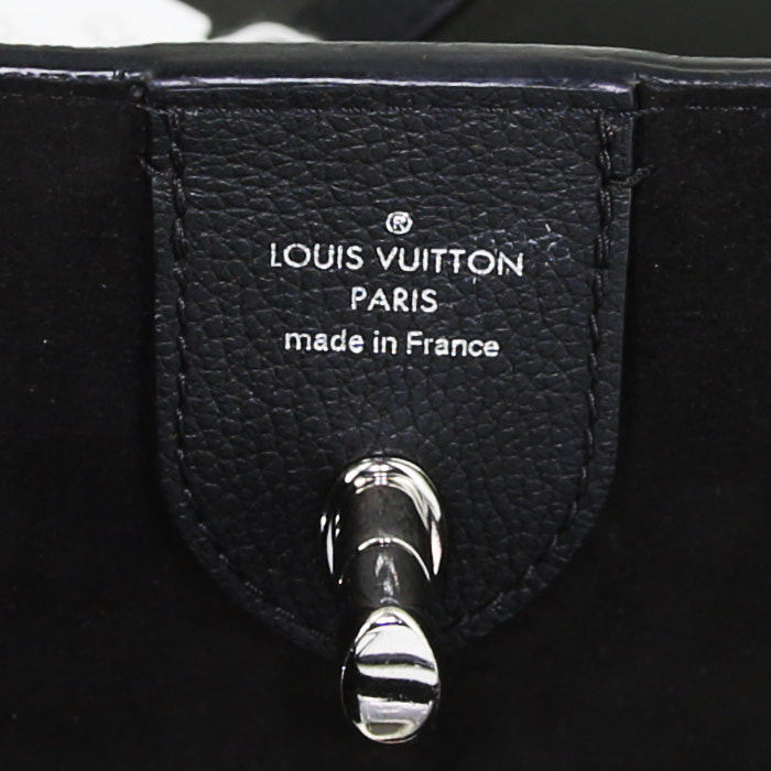 Bolso Cabás Louis Vuitton en cuero negro - Detail D3