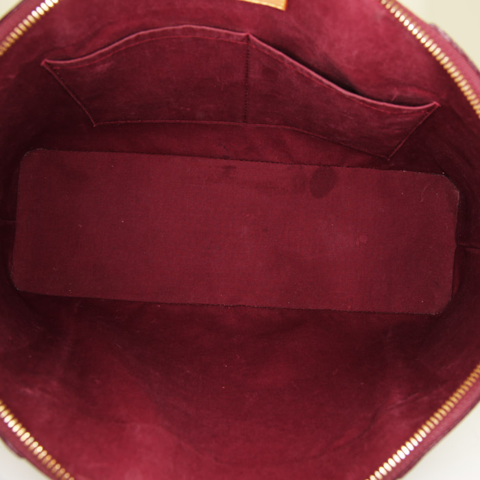 Sac à main Louis Vuitton Avalon Moyen Modèle en cuir verni monogram bordeaux - Detail D2