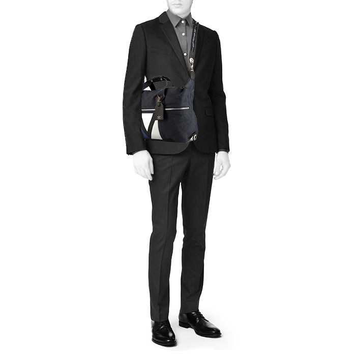 Louis Vuitton  America's Cup travel bag  in blue canvas  and black leather - Detail D2