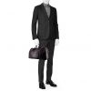 Bolsa de viaje Louis Vuitton Kendall en cuero taiga negro - Detail D1 thumbnail