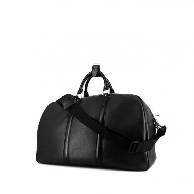 Bolsa de viaje Louis Vuitton Kendall en cuero taiga negro