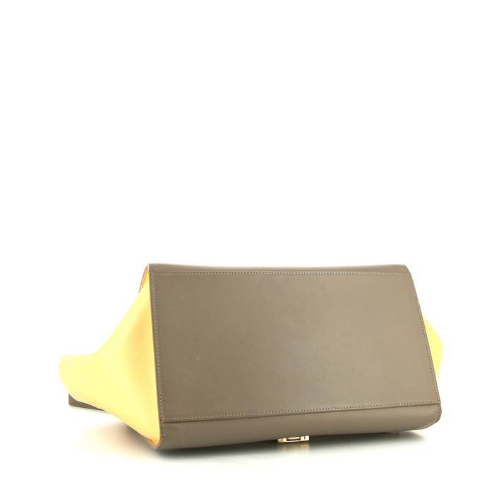 アウトレットセール★CELINE★稀少TRAPEZEキャメル・スモール Celine Small Trapeze Bag | Luxury pre-owned fashion from