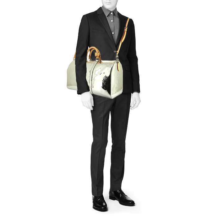Sac de week end Louis Vuitton Keepall 50 cm Editions Limitées en toile monogram Mirror argentée et cuir naturel - Detail D2