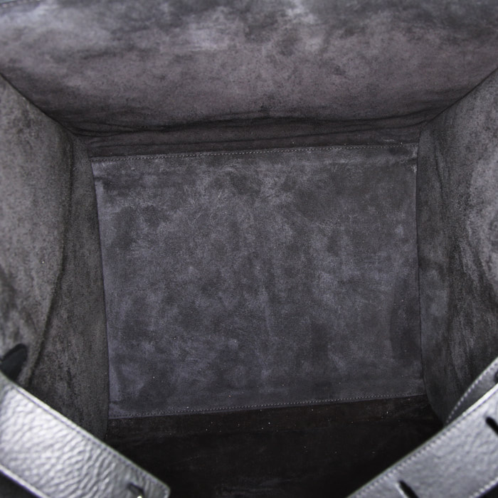 Céline Phantom shopping bag in black grained leather - Detail D2