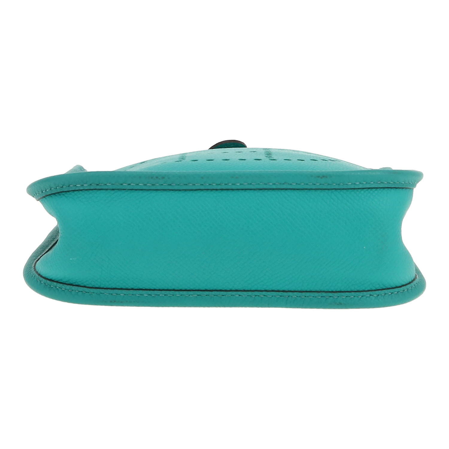 Sac bandoulière Hermès Mini Evelyne en cuir togo bleu et toile bleue - Detail D1