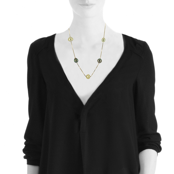 Tasaki necklace in yellow gold and pearls - Detail D1