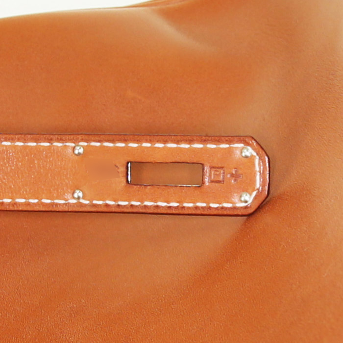 Sac à main Hermes Birkin 35 cm en cuir Barénia gold - Detail D4