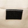 Gucci Soho Disco shoulder bag in black grained leather - Detail D3 thumbnail