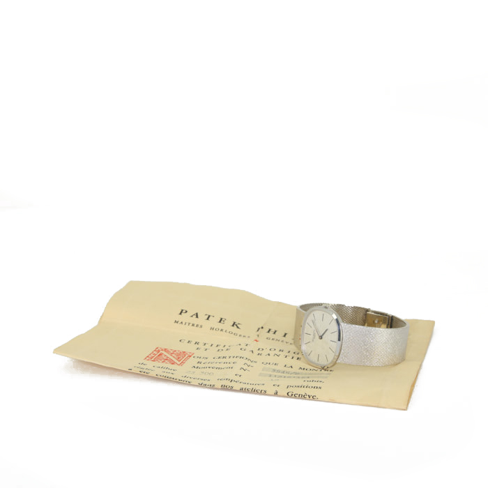 Montre Patek Philippe Ellipse en or blanc Ref :  3545/2 Vers  1970 - Detail D2