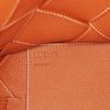 Sac cabas Loewe Woven en cuir grainé marron - Detail D4 thumbnail