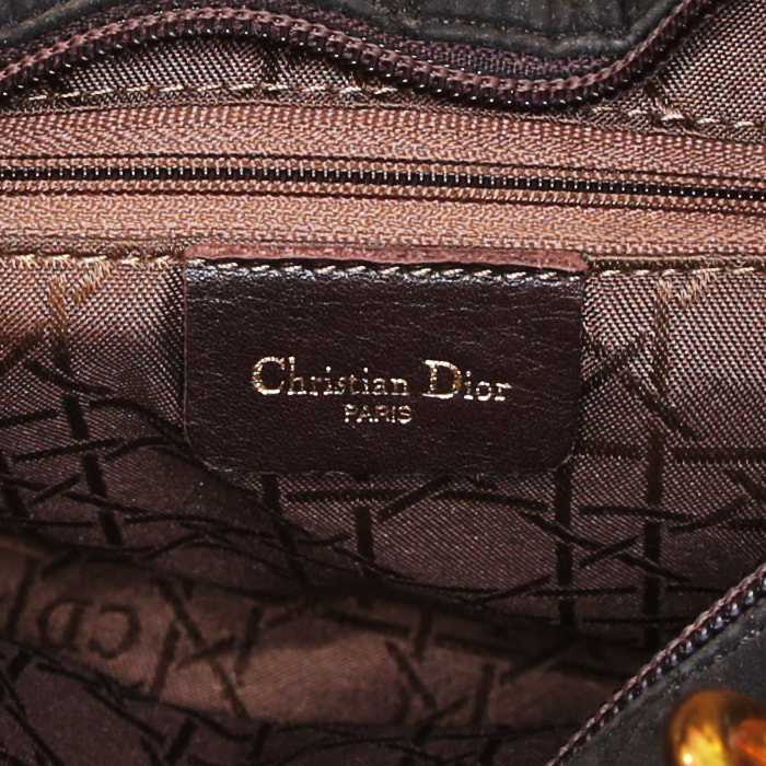 Bolso de mano Dior Lady Dior modelo mediano en lona cannage marrón - Detail D3