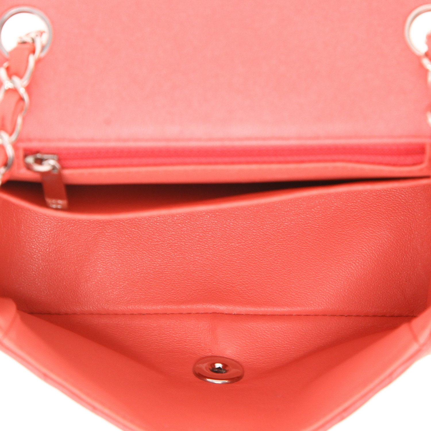 Borsa a tracolla Chanel Timeless Mini in pelle trapuntata a zigzag corallo - Detail D3