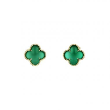 Van Cleef 
Arpels Alhambra Vintage 1980's earrings in yellow gold and chrysoprase