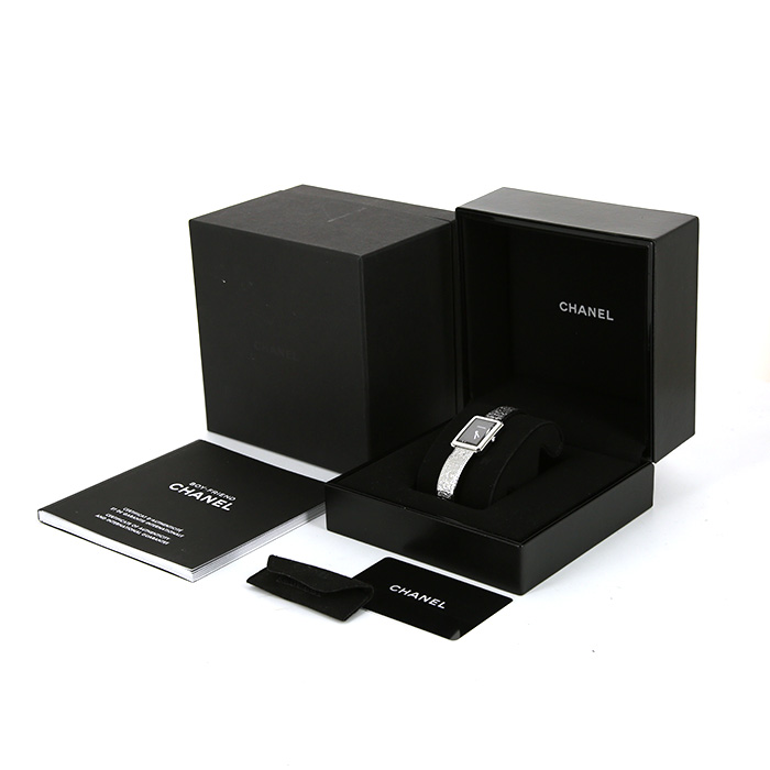 Montre Chanel Boyfriend Tweed en acier Vers 2020
