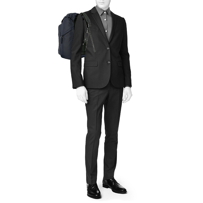 Mochila Prada Nylon Backpack en lona y cuero azul marino y negra - Detail D1