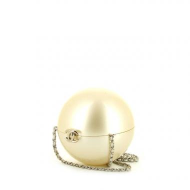 Minaudière Chanel Pearl en plexiglas beige