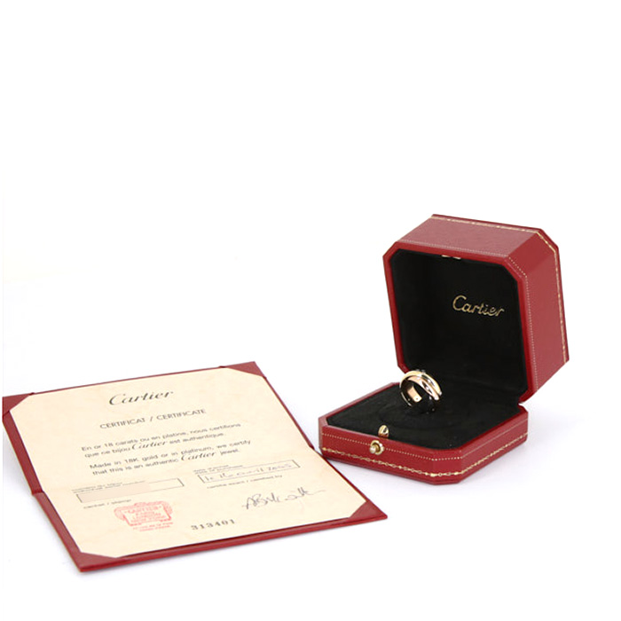 Cartier Trinity medium model ring in 3 golds and diamonds - Detail D2