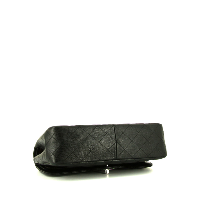 Chanel Timeless jumbo handbag in black quilted grained leather - Detail D5