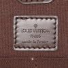Porta-documentos Louis Vuitton Porte documents Voyage en lona a cuadros ébano y cuero marrón - Detail D4 thumbnail