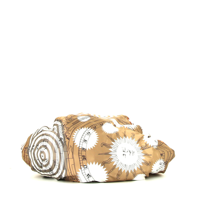 Hermès Silkit handbag in khaki, beige and brown silk and brown Barenia leather - Detail D4