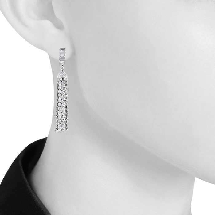Pendientes colgantes Boucheron Pompon en oro blanco y diamantes