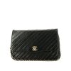 Chanel  Vintage handbag  in navy blue leather - 360 thumbnail