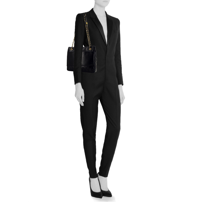 Chanel  Vintage Shopping shopping bag  in blue quilted leather - Detail D1