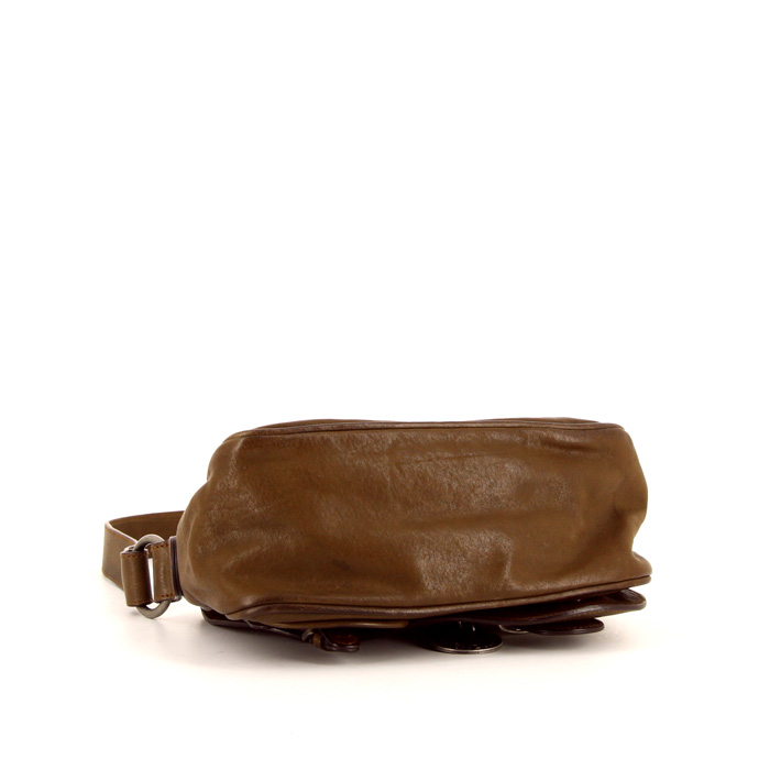 Dior Gaucho bag worn on the shoulder or carried in the hand in brown leather - Detail D4