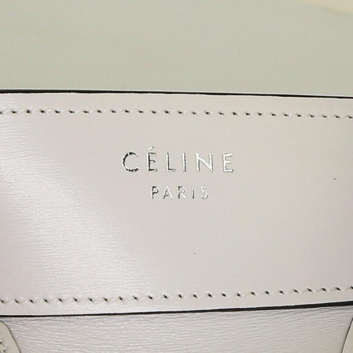 Celine Luggage handbag in off-white leather - Detail D3