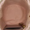 Borsa a tracolla Gucci GG Marmont mini in pelle trapuntata beige con decori geometrici - Detail D2 thumbnail