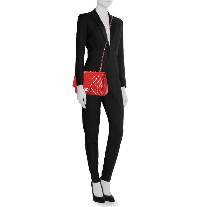 Borsa Chanel Timeless jumbo in pelle verniciata e foderata rossa - Detail D2