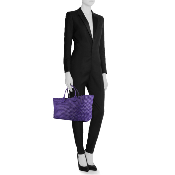 Bolso Cabás Bottega Veneta en cuero intrecciato violeta - Detail D1