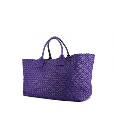 Bottega Veneta shopping bag in purple intrecciato leather