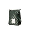 Bolso de mano Louis Vuitton en charol verde pino - 00pp thumbnail