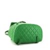 Chanel Sac à dos backpack in green quilted leather - Detail D4 thumbnail