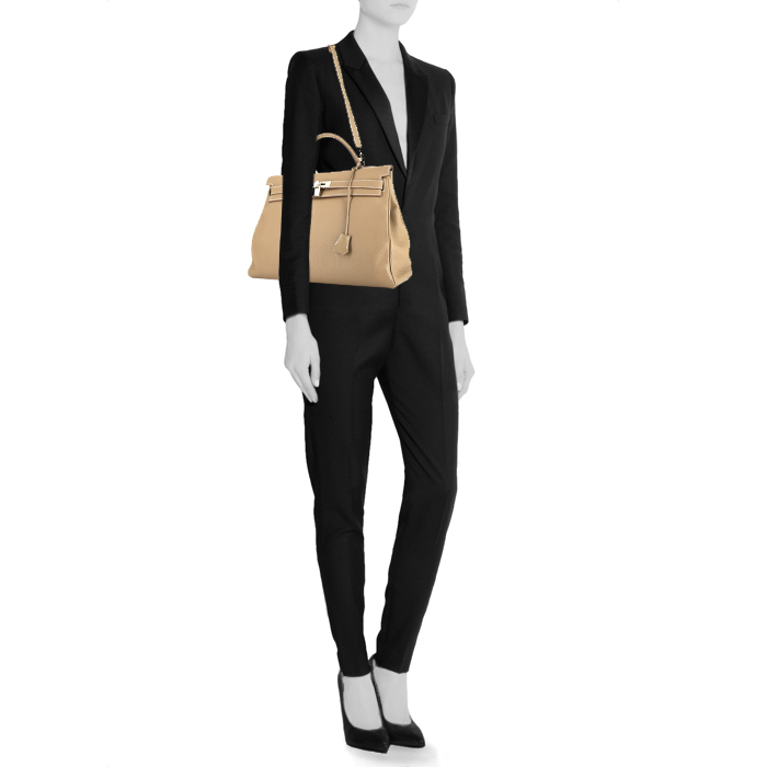 Sac à main Hermes Kelly 40 cm en cuir togo étoupe - Detail D2