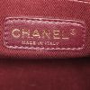 Sac à main Chanel Petit Shopping en cuir matelassé noir - Detail D3 thumbnail
