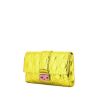 Bolsito de mano Dior Anselme Reyle en cuero cannage amarillo - 00pp thumbnail